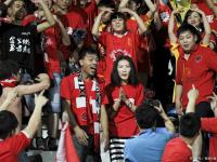 开云平台-佛罗伦萨主场胜利，球迷欢呼雀跃