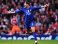 开云官方app入口-赛道与球场，速度与耐力的双重奏