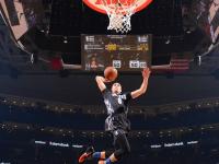 开云体育下载-小贾伦·杰克逊的统治之夜，当NBA天赋降临CBA赛场，深圳队如何应对降维打击？