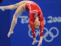 开云体育APP下载-灰熊铁蹄下的孤胆英雄，胡金秋扛起全队的悲壮史诗