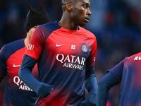 开云体育登录-关于巴黎圣日耳曼前锋疑似受伤，备战受困的信息