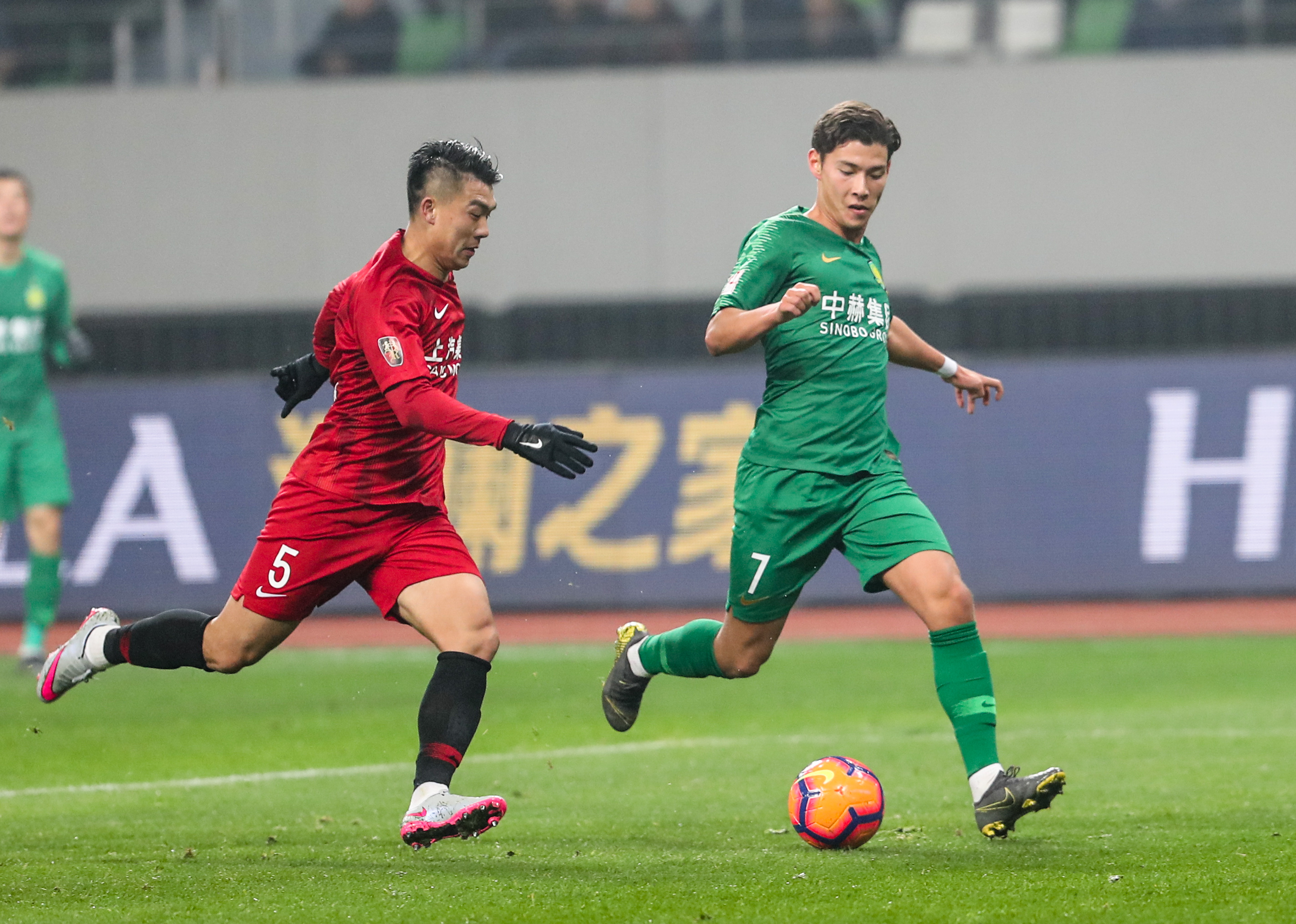 希腊超级杯比赛惊心动魄层出不穷 希腊超级杯比赛惊心动魄层出不穷