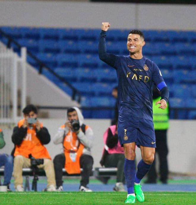 关于墨西哥绝杀切尔西，罗本完成帽子戏法的信息