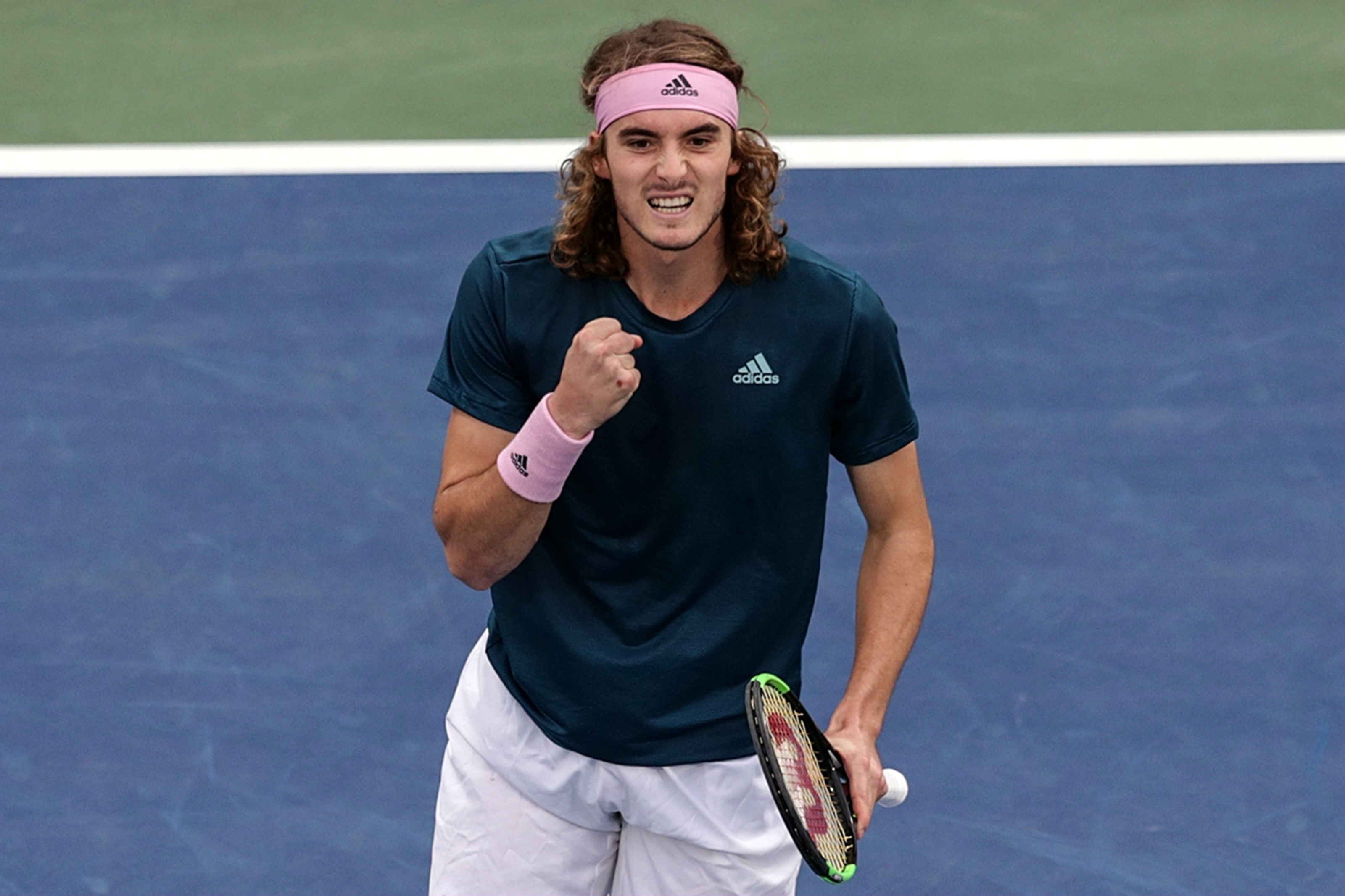 包含世界网球队绝地反击西班牙网球队，西西帕斯绝境逆转的词条