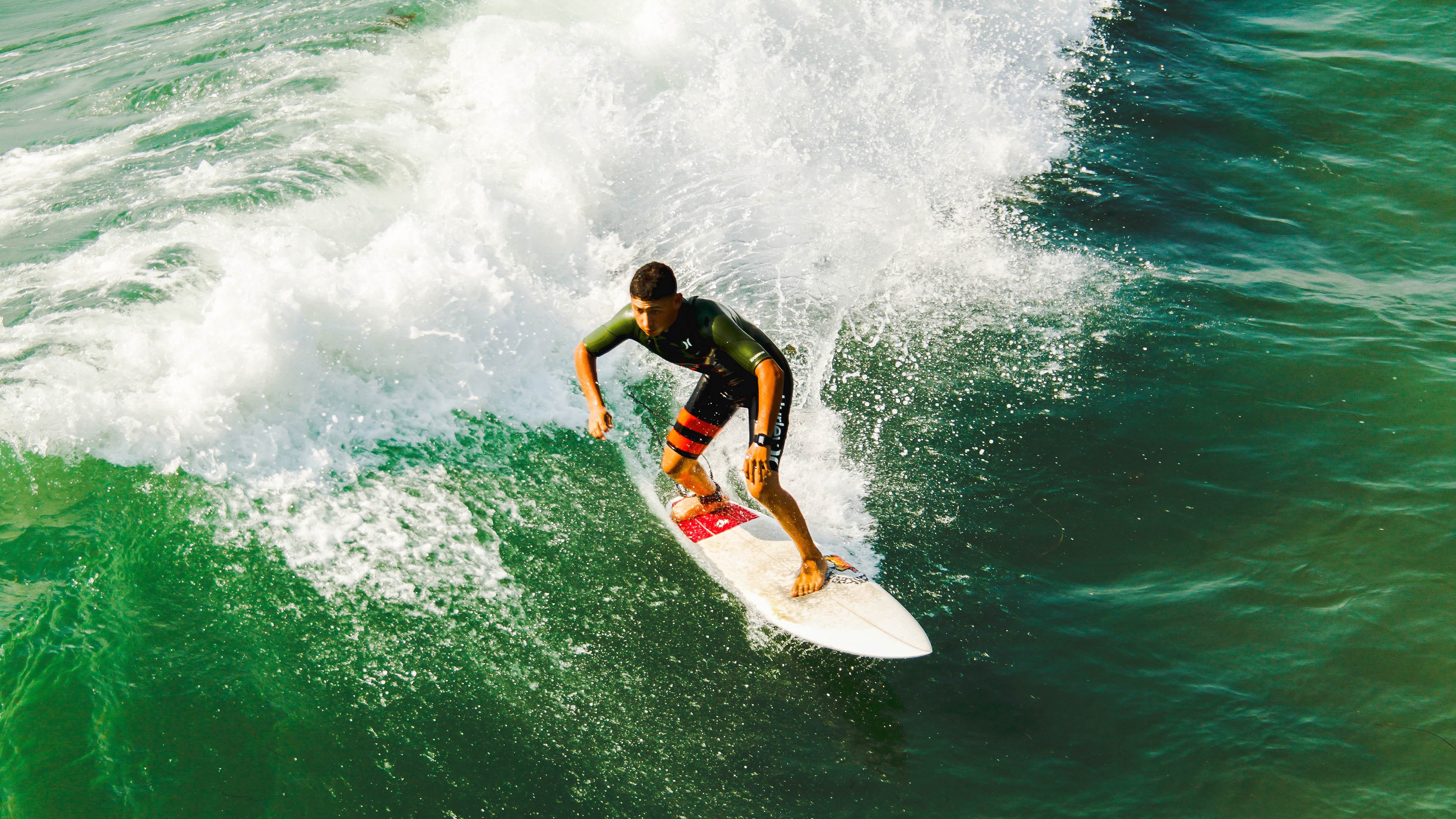 加维惊艳四座，西班牙新星导演对阿森纳的战术横扫